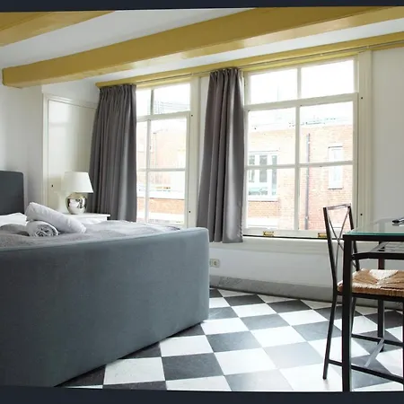 Modern Canal House Loft - City Center-3